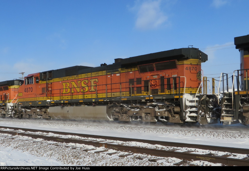 BNSF 4870